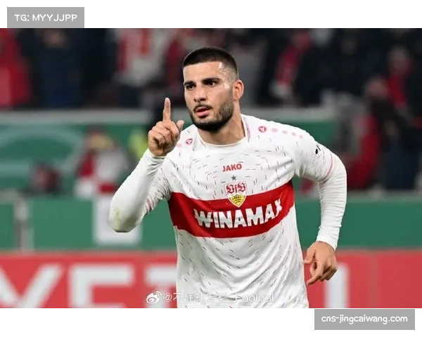 赫内斯边翼卫战术：斯图加特米特尔施塔特大幅前插的宽度利用